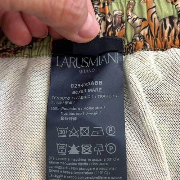 Brand new swim trunks from italian me swear brand, Larusmiani. - Picture 5 of 7